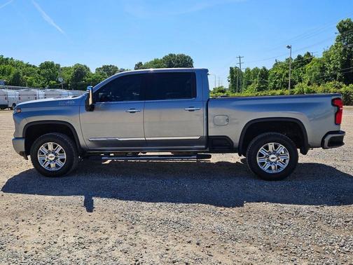 Sterling Gray Metallic 2024 Chevrolet Silverado 3500 High Country