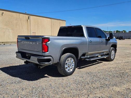 Sterling Gray Metallic 2024 Chevrolet Silverado 3500 High Country
