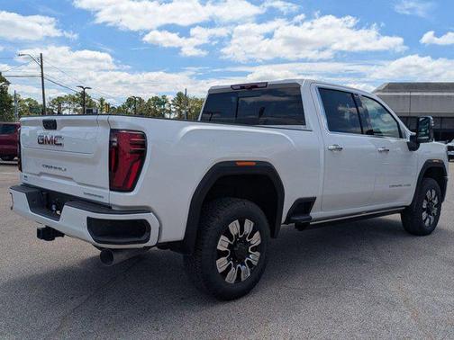 2025 GMC Sierra 2500 Denali