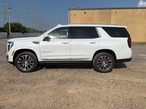 Glacier White Tricoat 2026 GMC Yukon Denali