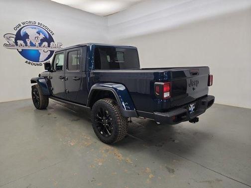2025 Jeep Gladiator Nighthawk