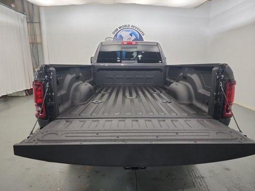 2025 RAM 2500 Tradesman Crew Cab 4x4 8' Box