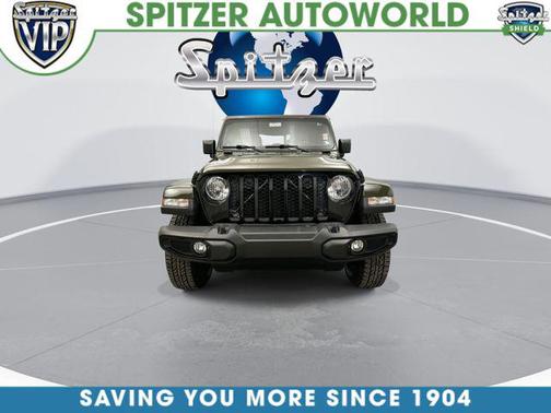 Sarge Green Clearcoat 2021 Jeep Gladiator Willys 4x4