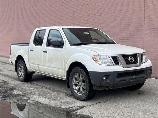 Glacier White 2020 Nissan Frontier SV