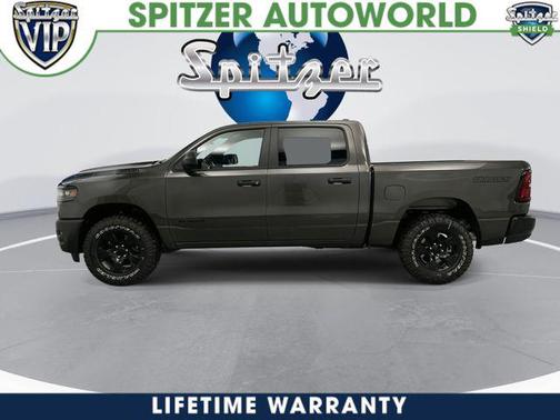 Granite Crystal Metallic Clearcoat 2026 RAM 1500 Warlock Crew Cab 4x4 5'7' Box