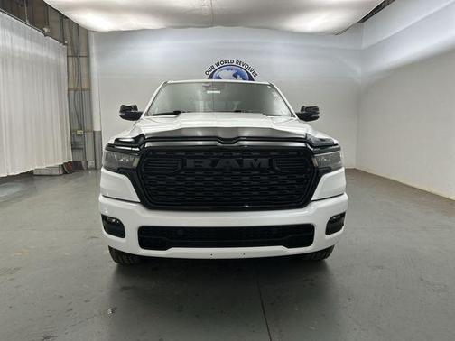Bright White Clearcoat 2025 RAM 1500 Big Horn/Lone Star