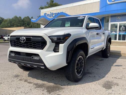 2024 Toyota Tacoma TRD Off Road