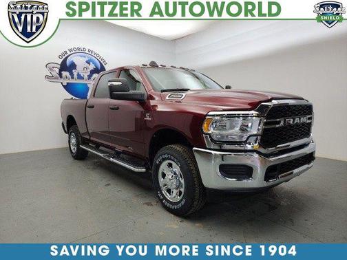 2024 RAM 3500 Tradesman Crew Cab 4x4 6'4' Box