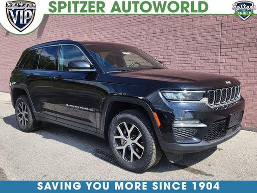 Diamond Black Crystal Pearlcoat 2024 Jeep Grand Cherokee Limited