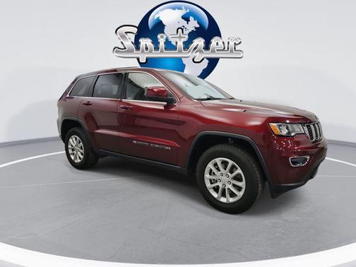 2022 Jeep Grand Cherokee Laredo