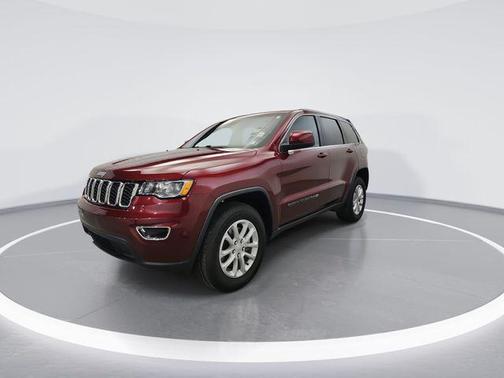 2022 Jeep Grand Cherokee Laredo