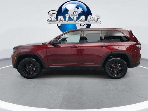 2025 Jeep Grand Cherokee Altitude