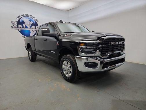 2025 RAM 2500 Big Horn Crew Cab 4x4 6'4' Box