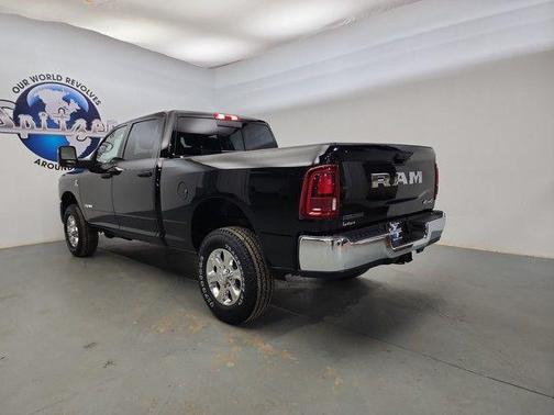 2025 RAM 2500 Big Horn Crew Cab 4x4 6'4' Box