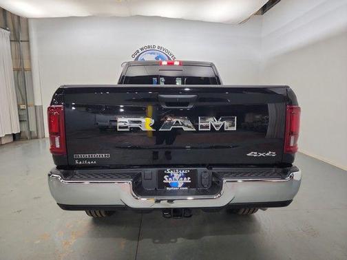 2025 RAM 2500 Big Horn Crew Cab 4x4 6'4' Box