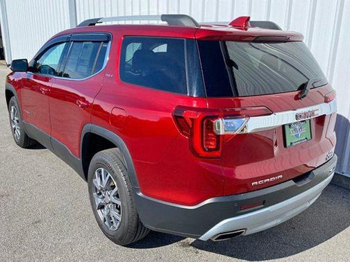 2023 GMC Acadia AWD SLT