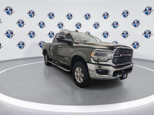 2020 RAM 2500 Laramie Crew Cab 4X4 6'4' Box