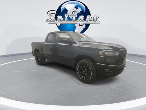 2026 RAM 1500 Warlock Crew Cab 4x4 5'7' Box