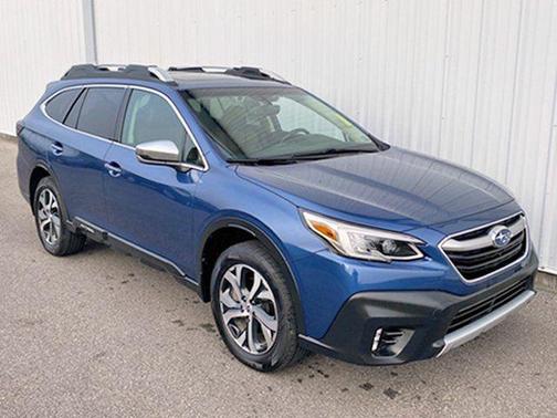 2022 Subaru Outback Touring