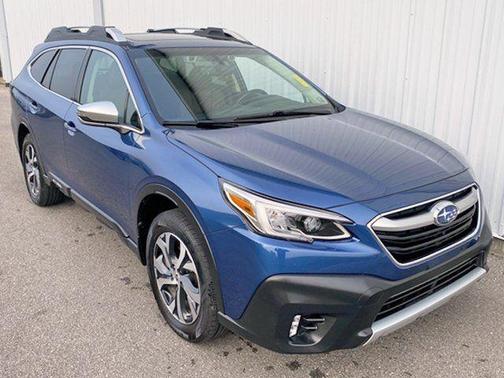 2022 Subaru Outback Touring