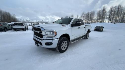 2024 RAM 2500 Big Horn Crew Cab 4x4 6'4' Box