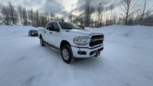 2024 RAM 2500 Big Horn Crew Cab 4x4 6'4' Box