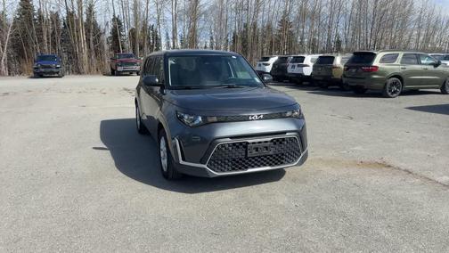 Gravity Gray 2024 Kia Soul LX