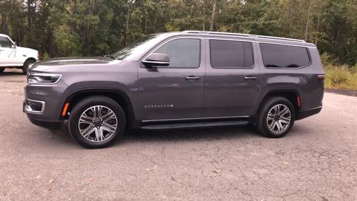 2024 Jeep Wagoneer L Series II 4x4