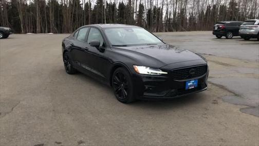 2024 Volvo S60 B5 Plus Black Edition