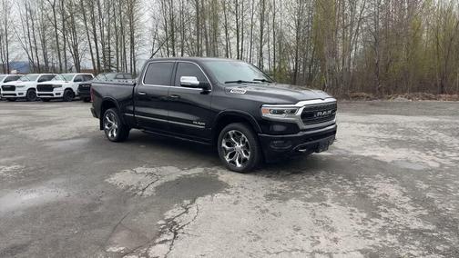 Diamond Black Crystal Pearlcoat 2019 RAM 1500 Limited