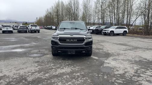 Diamond Black Crystal Pearlcoat 2019 RAM 1500 Limited
