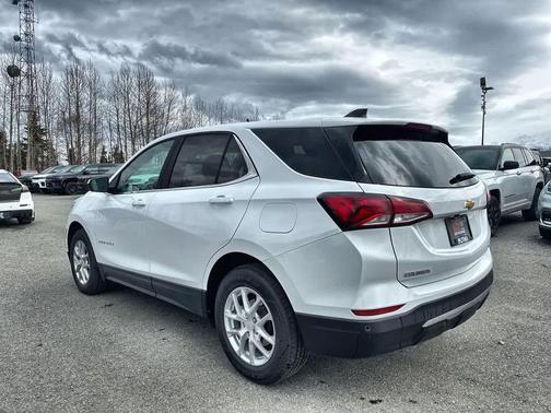 Summit White 2024 Chevrolet Equinox 1LT