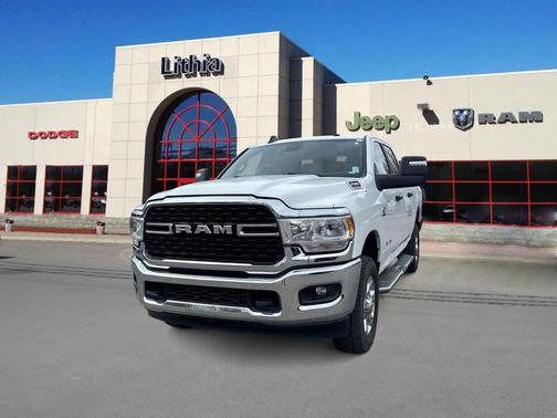 Bright White Clearcoat 2024 RAM 2500 Big Horn Crew Cab 4x4 6'4' Box