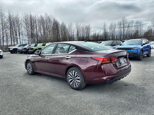 Garnet Pearl Metallic 2024 Nissan Altima 2.5 SV