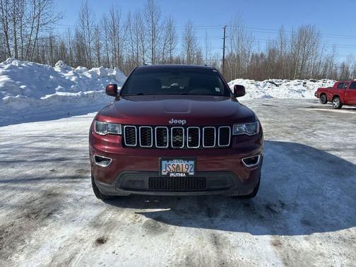 2020 Jeep Grand Cherokee Laredo
