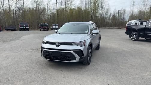 Pyrite Silver Metallic 2025 Volkswagen Taos 1.5T SE
