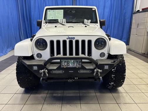 2016 Jeep Wrangler Sahara