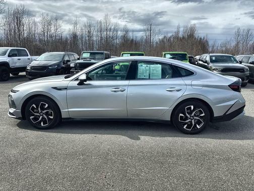Aero Silver 2025 Hyundai SONATA SEL