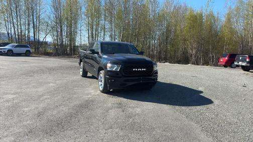Diamond Black Crystal Pearlcoat 2022 RAM 1500 Big Horn/Lone Star
