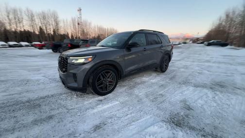 2025 Ford Explorer ST