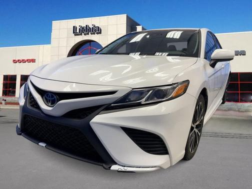 2019 Toyota Camry SE