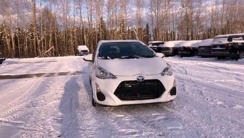 2016 Toyota Prius c Two