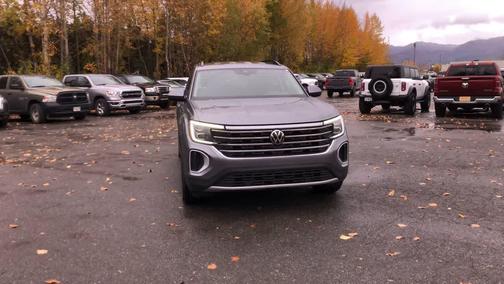 2024 Volkswagen Atlas 2.0T SE w/Technology 4MOTION