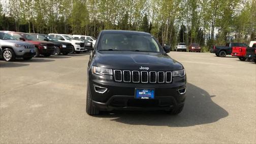 2022 Jeep Grand Cherokee Laredo