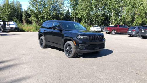 2025 Jeep Grand Cherokee Altitude