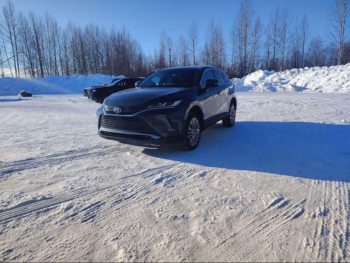 2022 Toyota Venza XLE