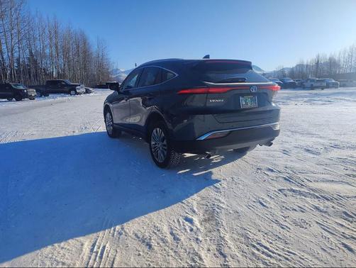 2022 Toyota Venza XLE