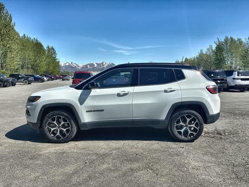 Bright White Clearcoat 2026 Jeep Compass Limited