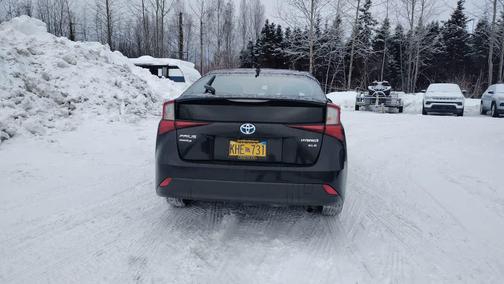 2022 Toyota Prius XLE