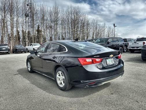 Mosaic Black Metallic 2018 Chevrolet Malibu 1LS